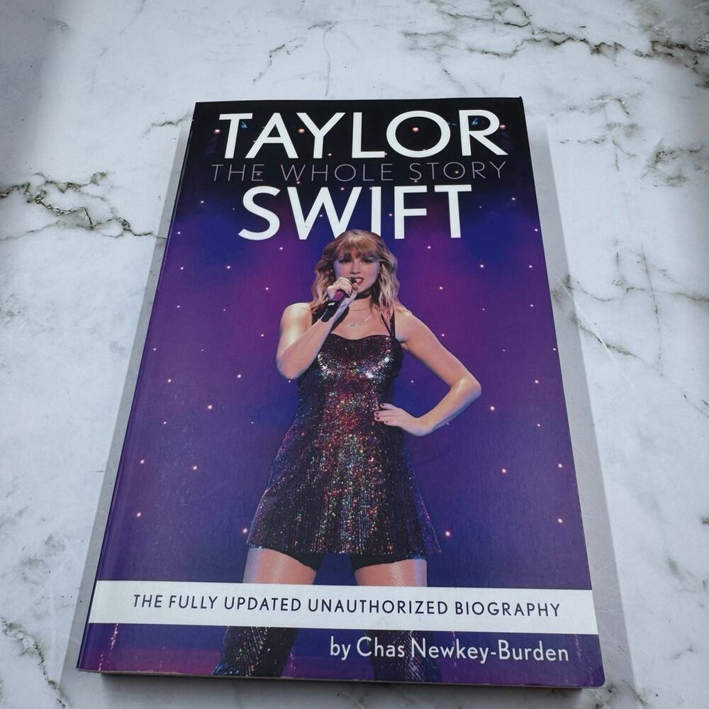 Taylor Swift The Whole Story Book